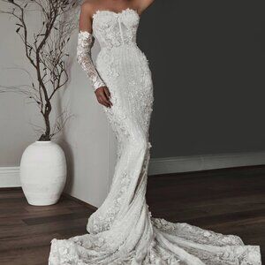 Blanche Bridal Keira Wedding Dress- Size AU 20